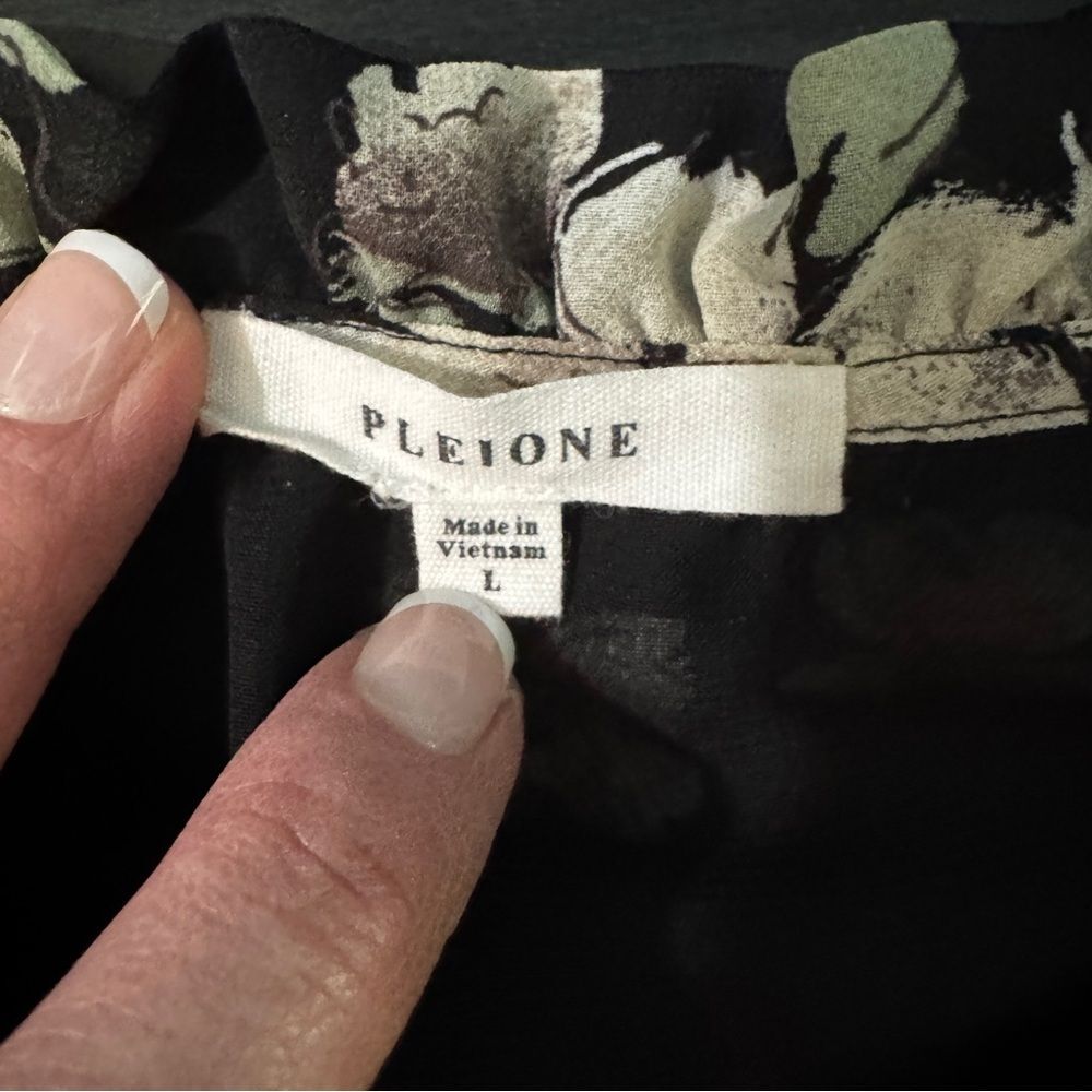 Pleione Black Floral Blouse Ruffle Neck Tie Front Sheer Sleeve Boho Size L - Picture 8 of 12